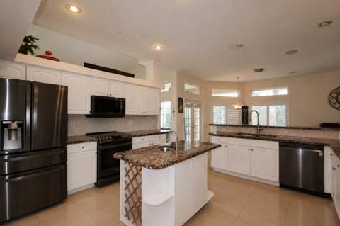 1542 SW Jasmine Trace, Palm City FL - photo 14 of 64