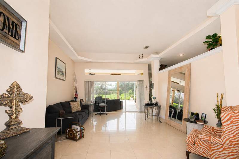 4 bedroom Single Family Residence at 1542 SW Jasmine Trace, Captain'S Creek (Aka Orchid Bay), Palm City — photo 3