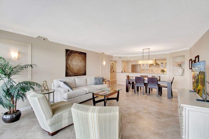 2 bedroom Condominium at 4740 S Ocean Boulevard #909, Braemar Isle Condo, Highland Beach — photo 4