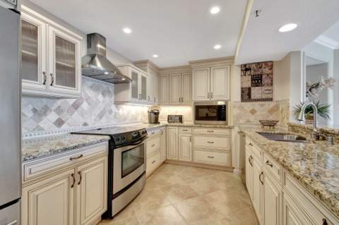 4740 S Ocean Boulevard #909, Highland Beach FL - photo 7 of 38
