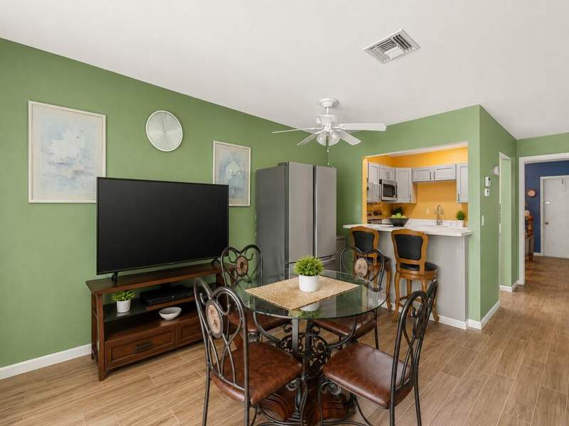 1 bedroom Condominium at 1212 S Lakes End Drive #C, High Point Of Fort Pierce Condominium Section 2, Fort Pierce — photo 5
