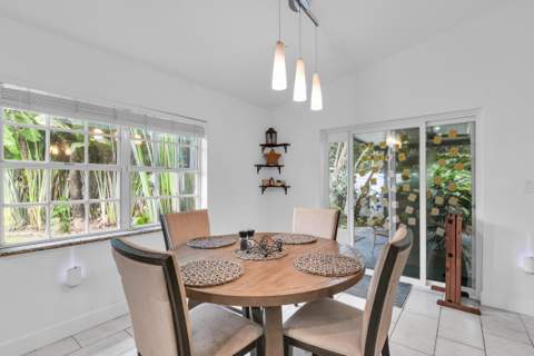 651 SW 176th Avenue, Pembroke Pines FL - photo 12 of 30