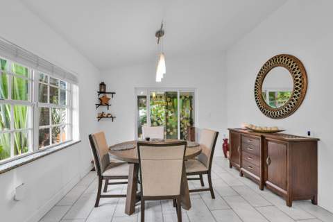 651 SW 176th Avenue, Pembroke Pines FL - photo 9 of 30