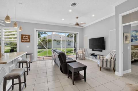 7955 Rockford Road, Boynton Beach FL - photo 8 of 45