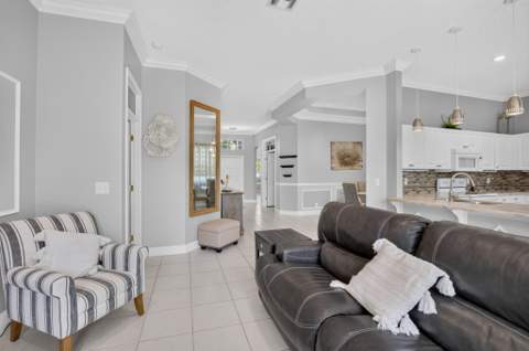 7955 Rockford Road, Boynton Beach FL - photo 10 of 45