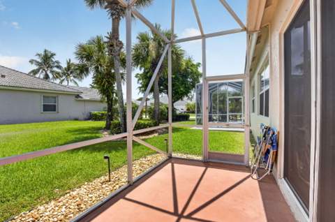 7955 Rockford Road, Boynton Beach FL - photo 20 of 45