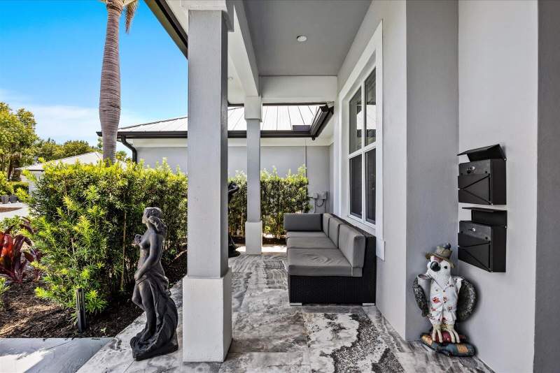6 bedroom Single Family Residence at 470 SE Pine Road, Second Replat Of Pine Estates, Port St. Lucie — photo 5