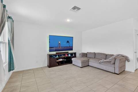 4954 Armina Place, Fort Pierce FL - photo 9 of 51