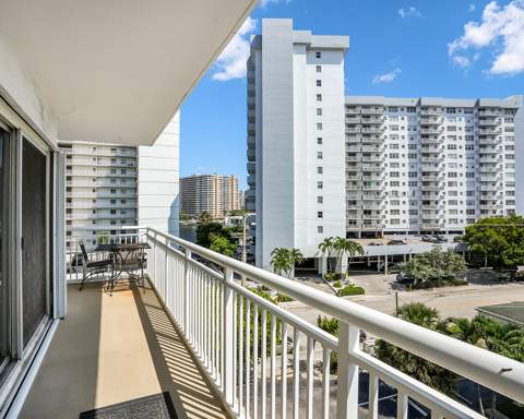 126 Golden Isles Drive #52A, Hallandale Beach FL - photo 14 of 42