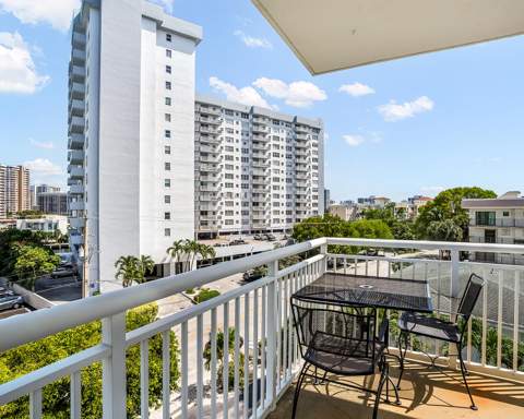 126 Golden Isles Drive #52A, Hallandale Beach FL - photo 12 of 42