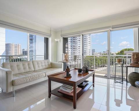 126 Golden Isles Drive #52A, Hallandale Beach FL - photo 22 of 42