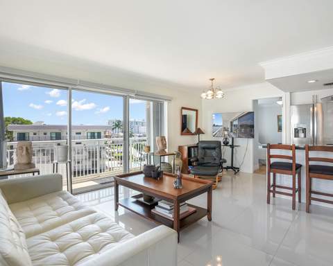 126 Golden Isles Drive #52A, Hallandale Beach FL - photo 7 of 42