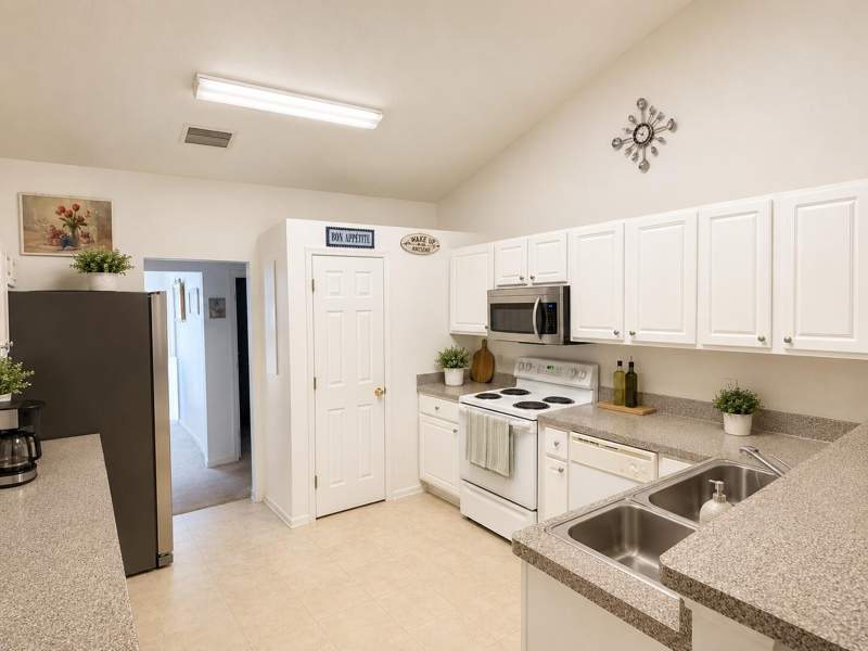 4 bedroom Single Family Residence at 2017 SE Dranson Circle, Port St Lucie Section 40, Port St. Lucie — photo 4