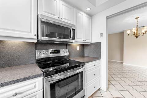 1752 Riverwood Lane, Coral Springs FL - photo 7 of 28