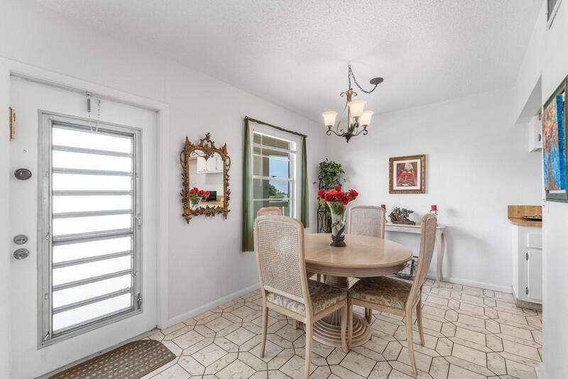 2 bedroom Condominium at 4019 Cambridge A, Century Village, Deerfield Beach — photo 4