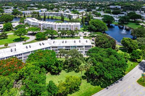 4019 Cambridge A, Deerfield Beach FL - photo 23 of 49
