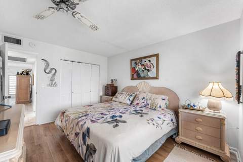 4019 Cambridge A, Deerfield Beach FL - photo 11 of 49