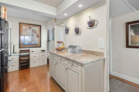 17 Royal Palm Way #6060, Boca Raton FL - photo 12 of 30