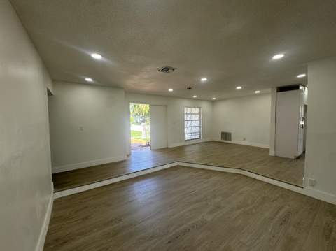 6260 SW 6th Street, Margate FL - photo 24 of 30