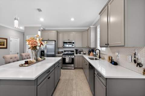 10430 SW Captiva Drive, Port St. Lucie FL - photo 10 of 48