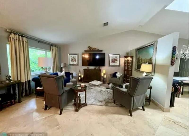 3 bedroom Single Family Residence at 9285 NW 44th Court, Royal Land Amended, Coral Springs — photo 5