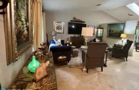 9285 NW 44th Court, Coral Springs FL - photo 6 of 21