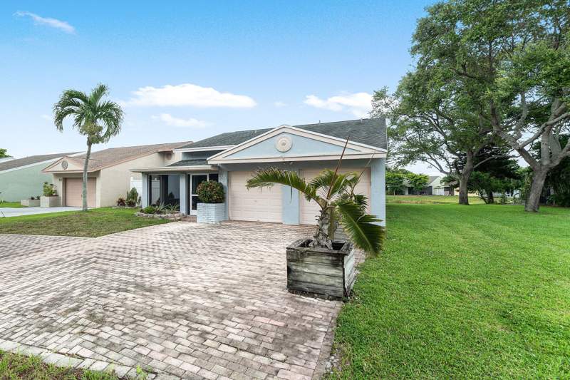 3 bedroom Single Family Residence at 28 Paxford Lane, Boynton Lakes 6, Boynton Beach — photo 3