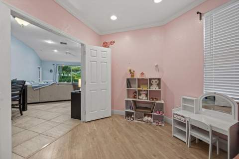 6957 Blue Skies Drive, Lake Worth FL - photo 21 of 22