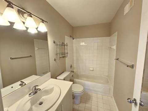 140 Yacht Club Way #305, Hypoluxo FL - photo 13 of 33