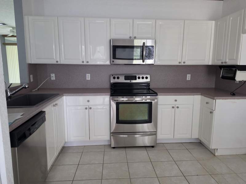 3 bedroom Condominium at 7953 Laina Lane #1, Grove Village Condo, Boynton Beach — photo 3