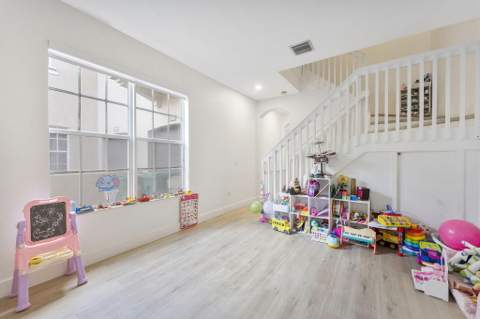 4414 Morgan Lane, Davie FL - photo 16 of 42