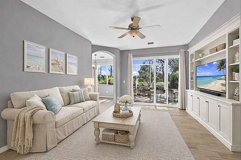 2 bedroom Townhouse at 333 River Bluff Lane, Seminole Estates & Townhomes, Royal Palm Beach — photo 3