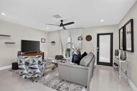 1608 NE 14th Terrace, Fort Lauderdale FL - photo 6 of 46