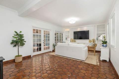 3020 Vincent Road, West Palm Beach FL - photo 8 of 44