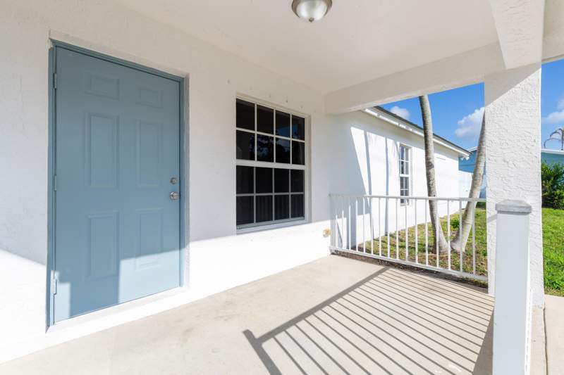 3 bedroom Single Family Residence at 5060 SE Ebbtide Avenue, Port Salerno, Stuart — photo 5
