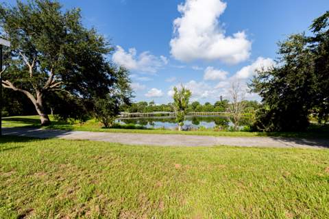 5060 SE Ebbtide Avenue, Stuart FL - photo 21 of 25