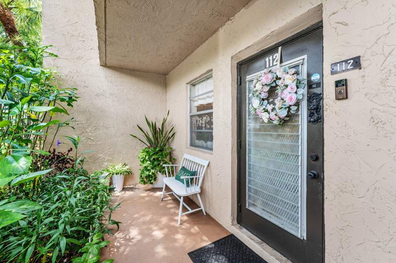 1 bedroom Condominium at 112 Lake Constance Drive, Golden Lakes Village Condo B C D, West Palm Beach — photo 3