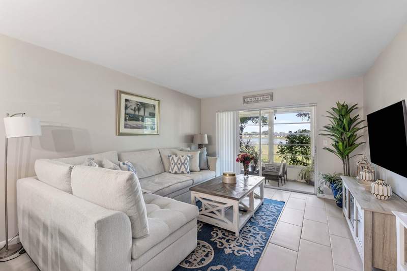 1 bedroom Condominium at 112 Lake Constance Drive, Golden Lakes Village Condo B C D, West Palm Beach — photo 5