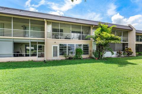 112 Lake Constance Drive, West Palm Beach FL - photo 18 of 20