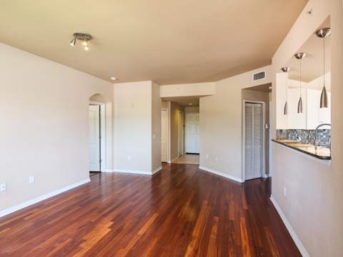 11037 Legacy Boulevard #201, Palm Beach Gardens FL - photo 9 of 36