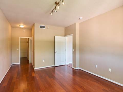 11037 Legacy Boulevard #201, Palm Beach Gardens FL - photo 16 of 36