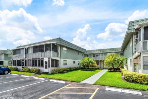 737 Flanders P Drive, Delray Beach FL - photo 24 of 26
