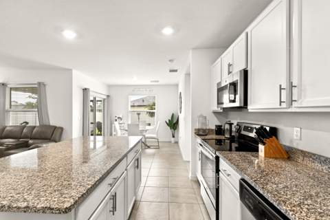 5162 Armina Place, Fort Pierce FL - photo 10 of 33