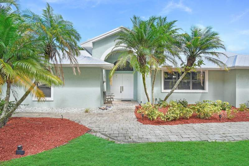 4 bedroom Single Family Residence at 1225 SW Magnolia Bluff Drive, MAGNOLIA BLUFF, Palm City — photo 4