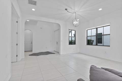 11824 SW 13th Court, Pembroke Pines FL - photo 20 of 53