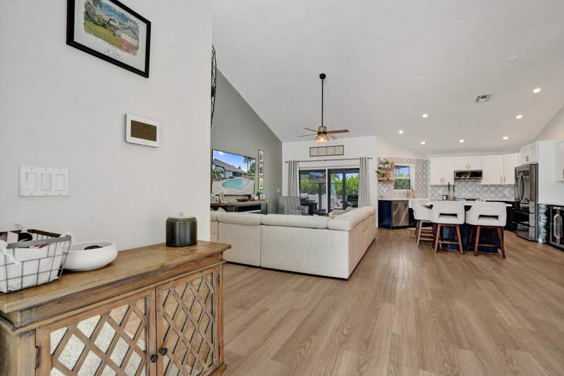 3 bedroom Single Family Residence at 1711 W Oak Knoll Circle, Oak Knoll, Davie — photo 3