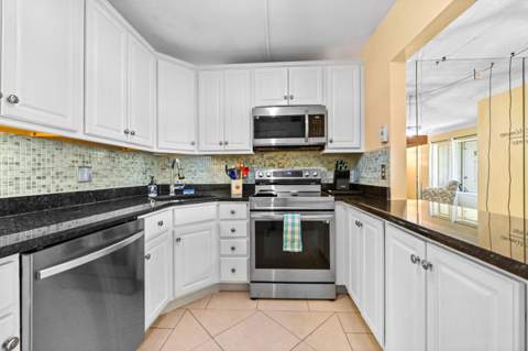539 Shady Pine Way #C1, Greenacres FL - photo 11 of 31
