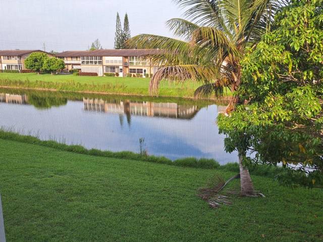 Century Village - Bedford Condo