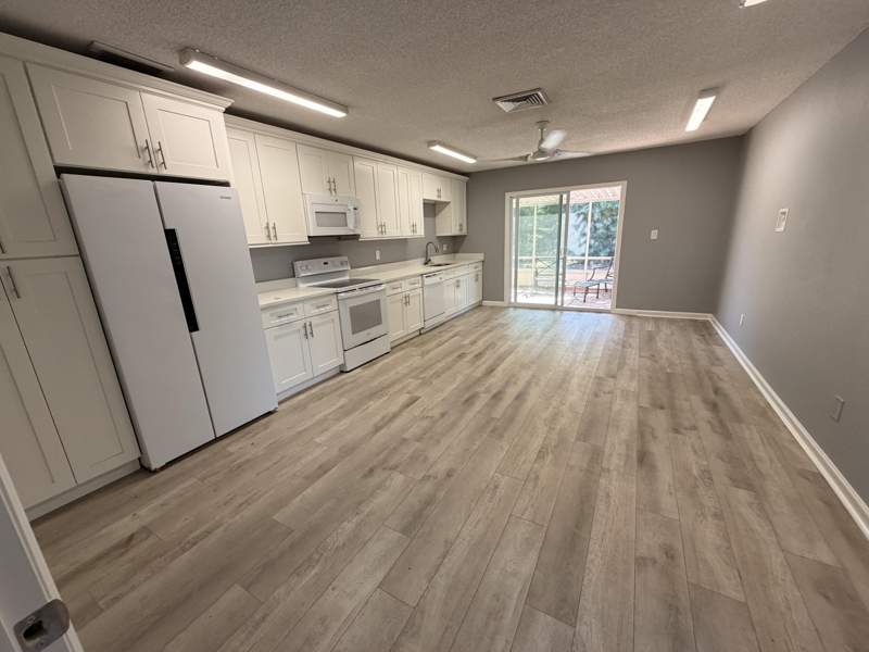 3 bedroom Single Family Residence at 1902 SE Gena Road, First Replat In South Port St Lucie Unit 4, Port St. Lucie — photo 4