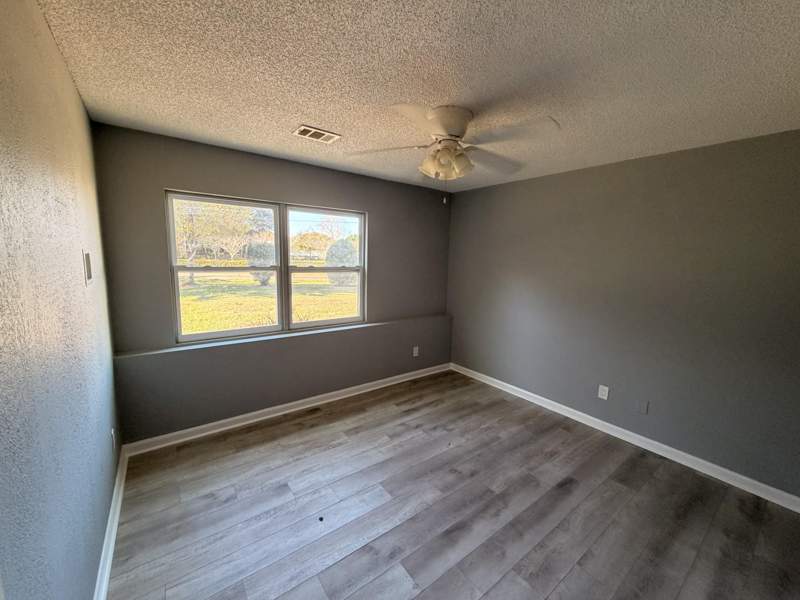 3 bedroom Single Family Residence at 1902 SE Gena Road, First Replat In South Port St Lucie Unit 4, Port St. Lucie — photo 5